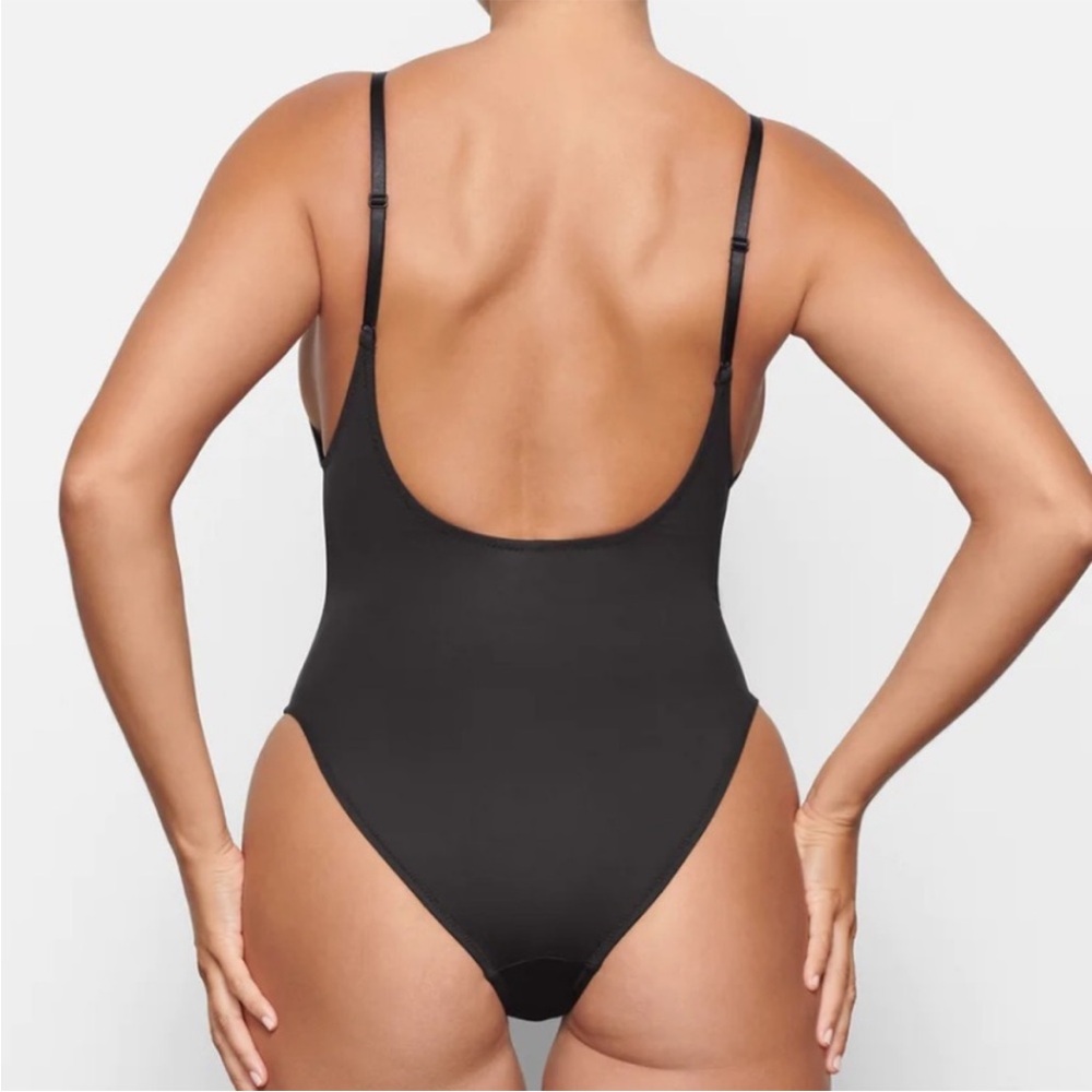 Skims Swim Scoop Neck Onyx